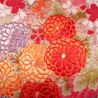 floral pillow detail